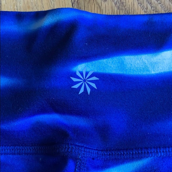 Athleta yoga leggings- crop - Picture 3 of 3